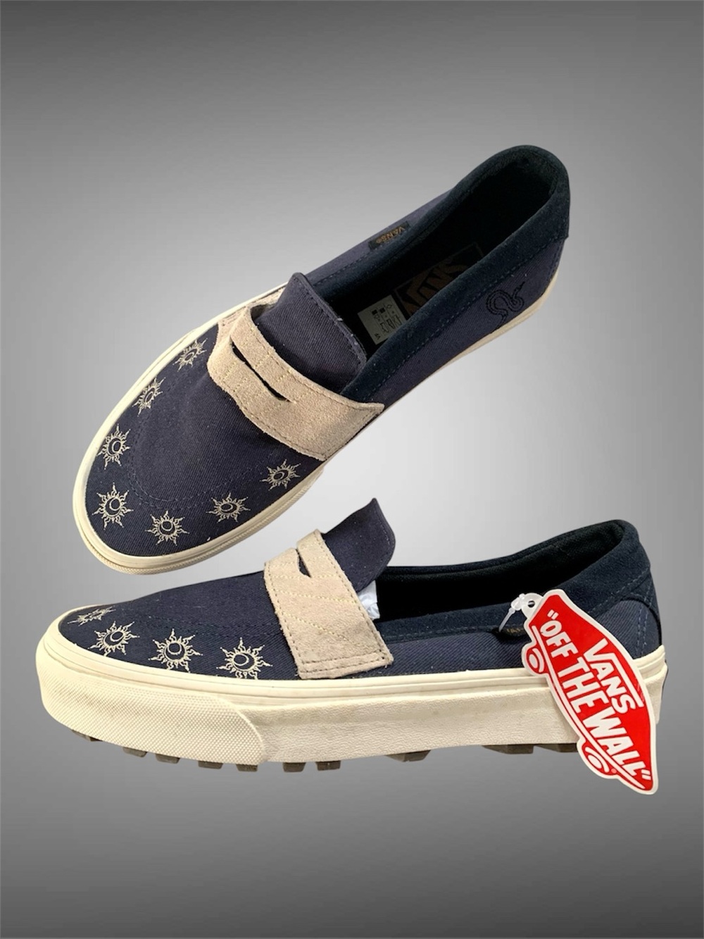 Vans Navy/Cream Unisex Canvas Suede Sunburst Embroidered Slip-On  Sneakers- 8.5
